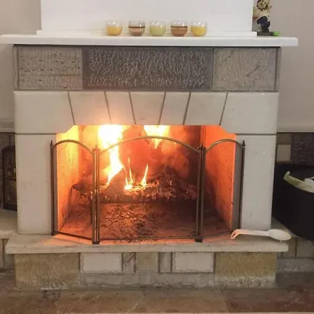 Villa Havuzlu Ve Ultra Lueks Muestakil Villa *