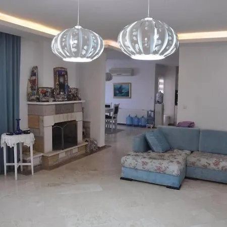 Havuzlu Ve Ultra Lueks Muestakil Villa