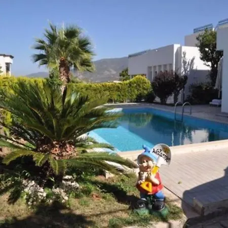 Havuzlu Ve Ultra Lueks Muestakil Villa * Bodrum